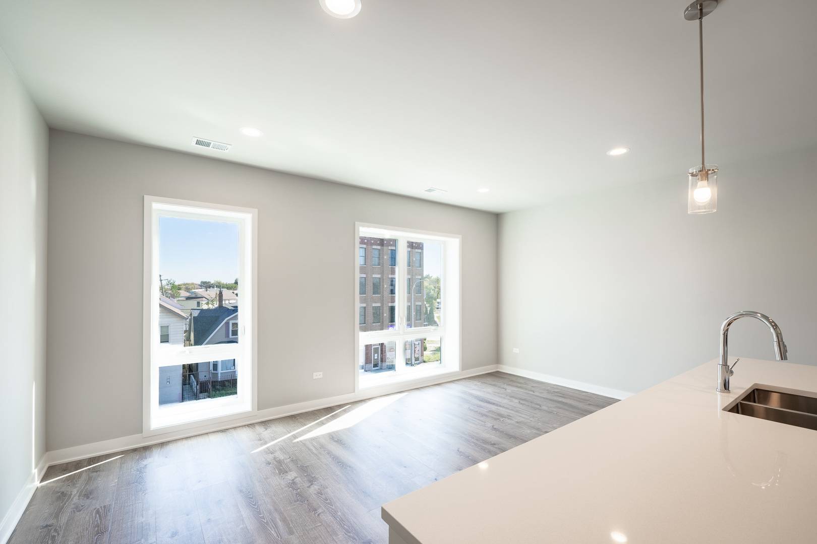 3188 S Archer AVE #301, Chicago, IL 60608