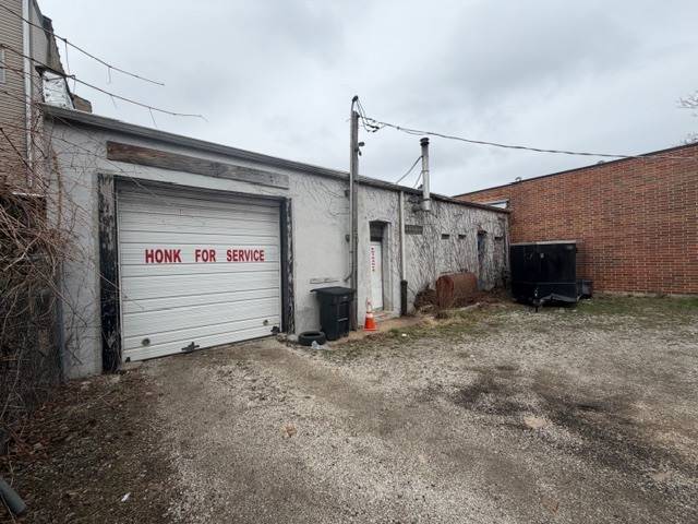 3017 W Irving Park RD, Chicago, IL 60618