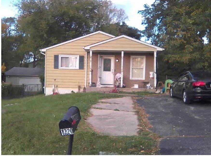 1220 Woodridge DR, Round Lake Beach, IL 60073