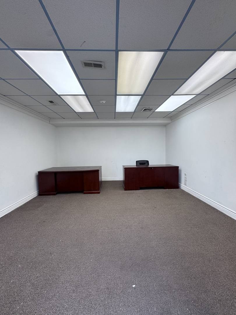 10500 SOUTHWEST HWY #G1, Chicago Ridge, IL 60415