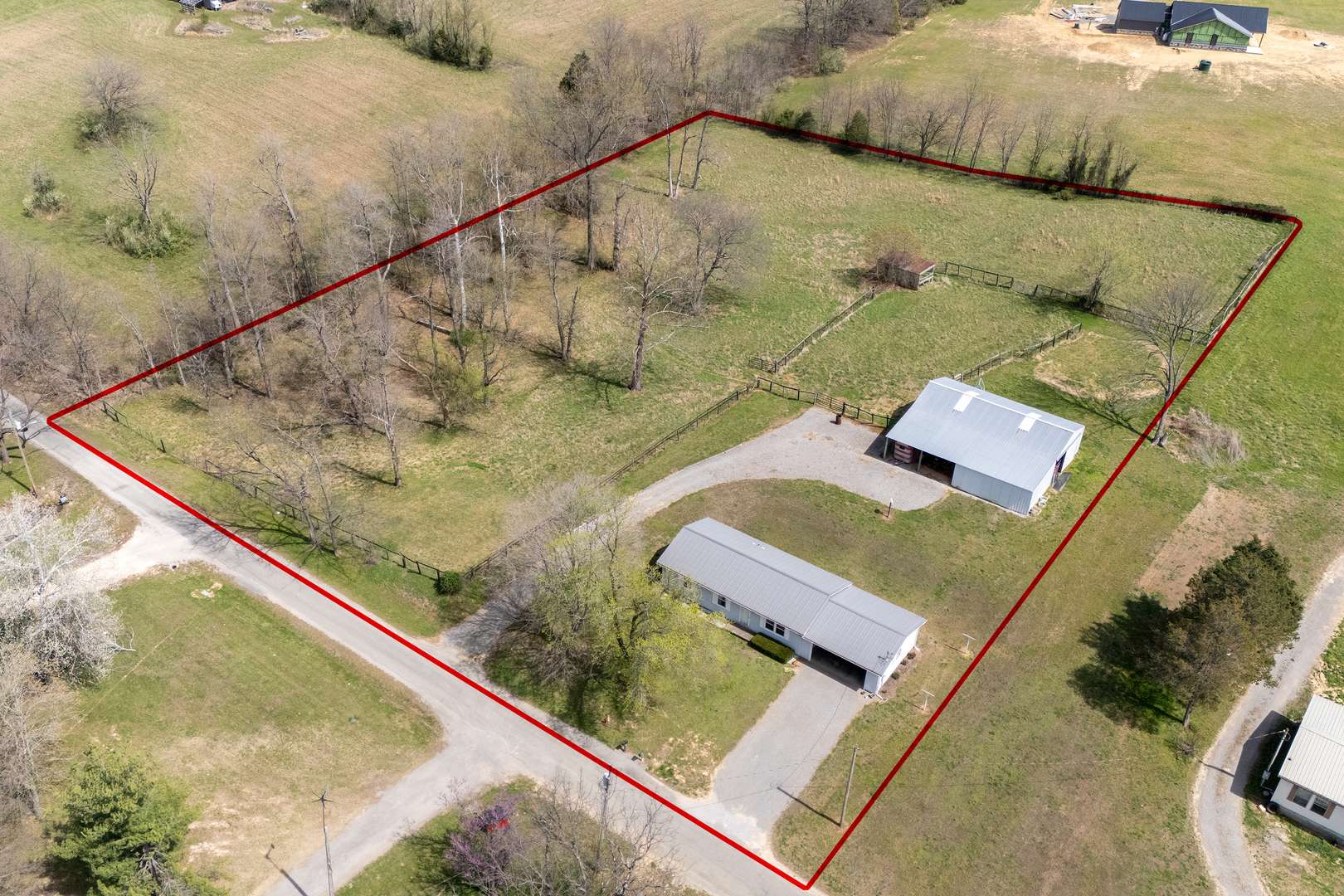 306 N White ST N, Creal Springs, IL 62922