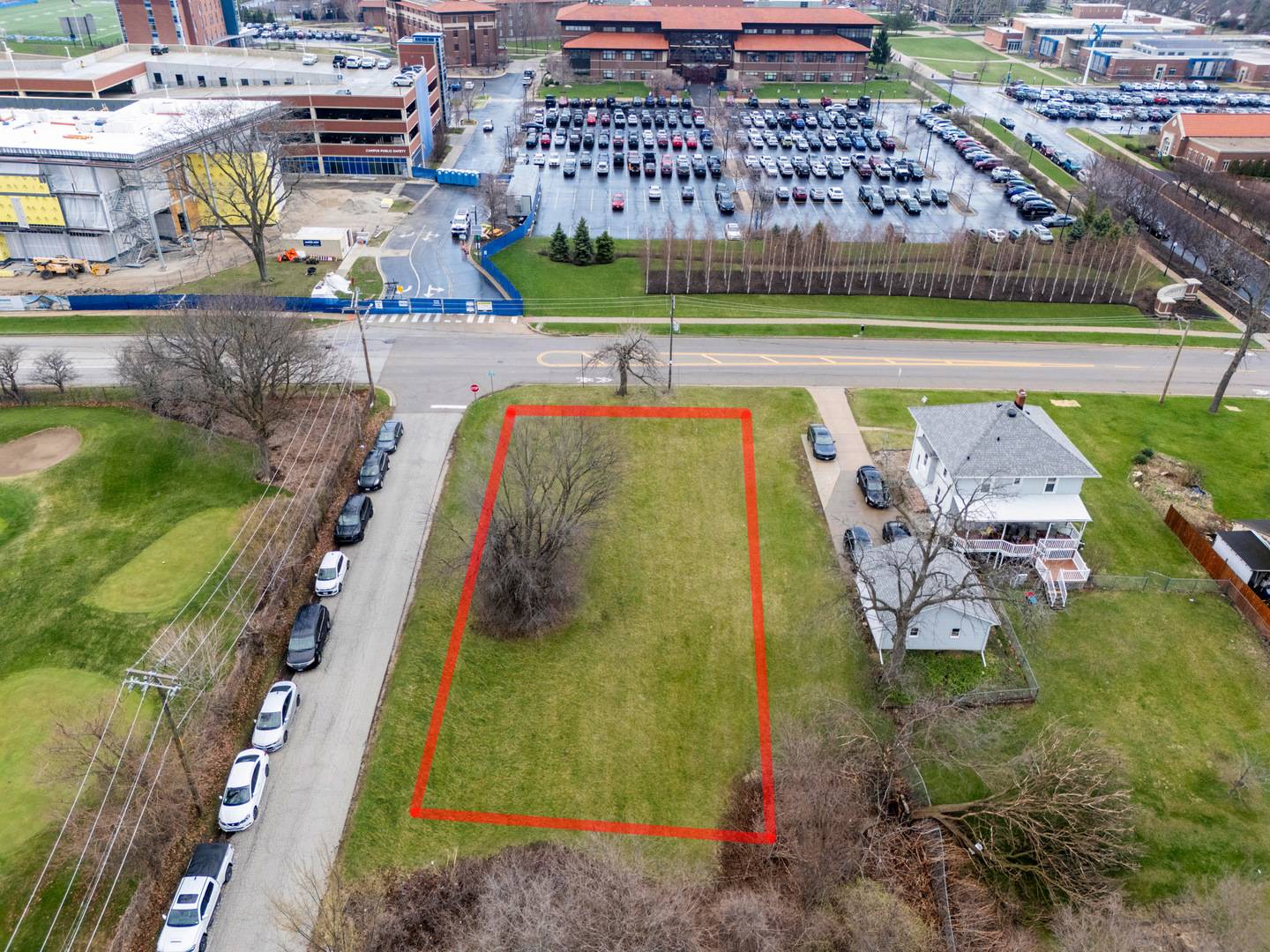 1350 Prairie ST, Aurora, IL 60506