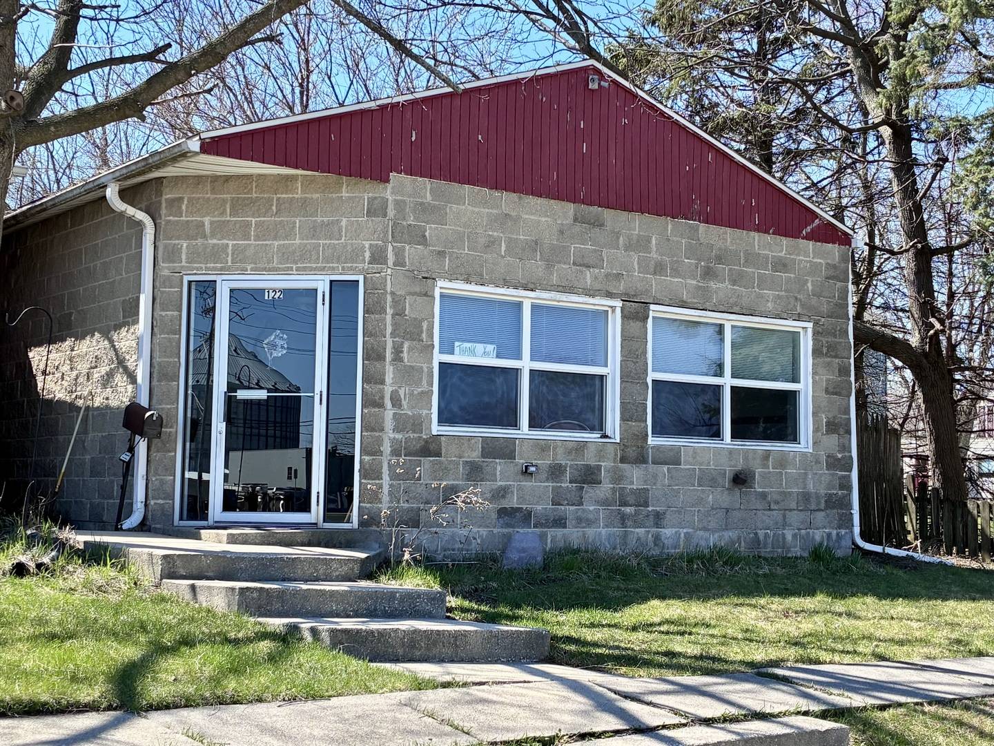 122 W Page ST, Sycamore, IL 60178