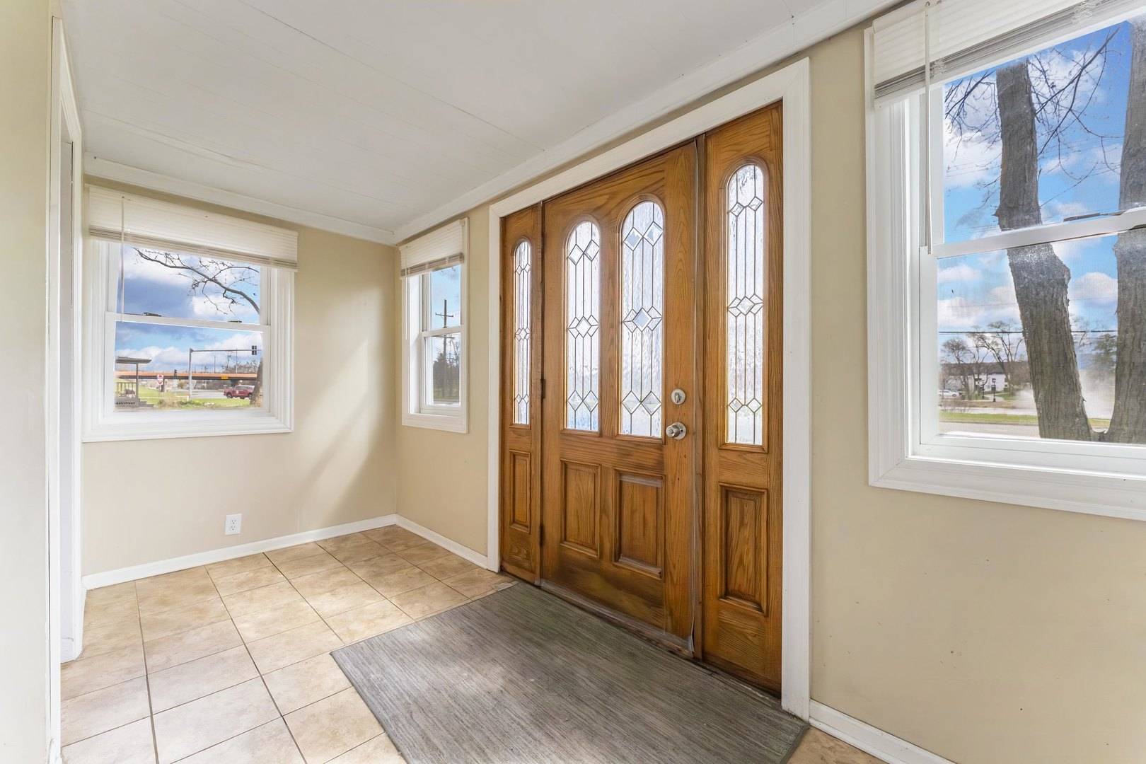 4720 Lincoln AVE, Lisle, IL 60532