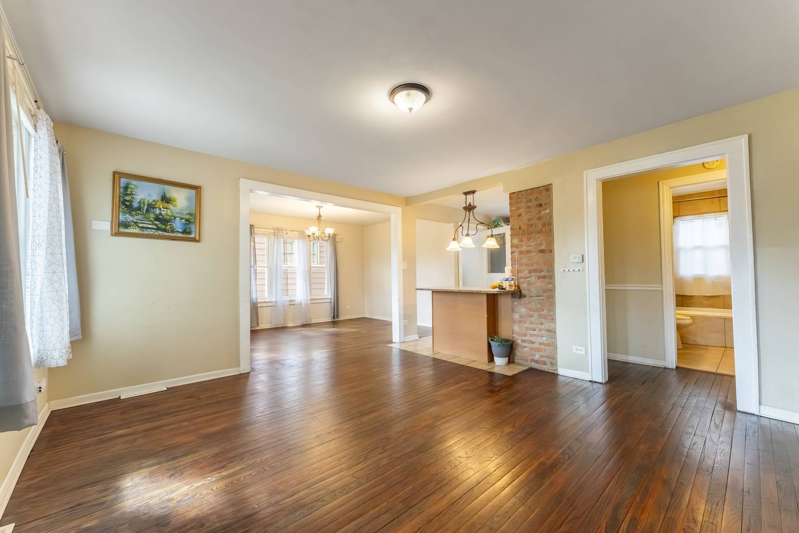 4720 Lincoln AVE, Lisle, IL 60532