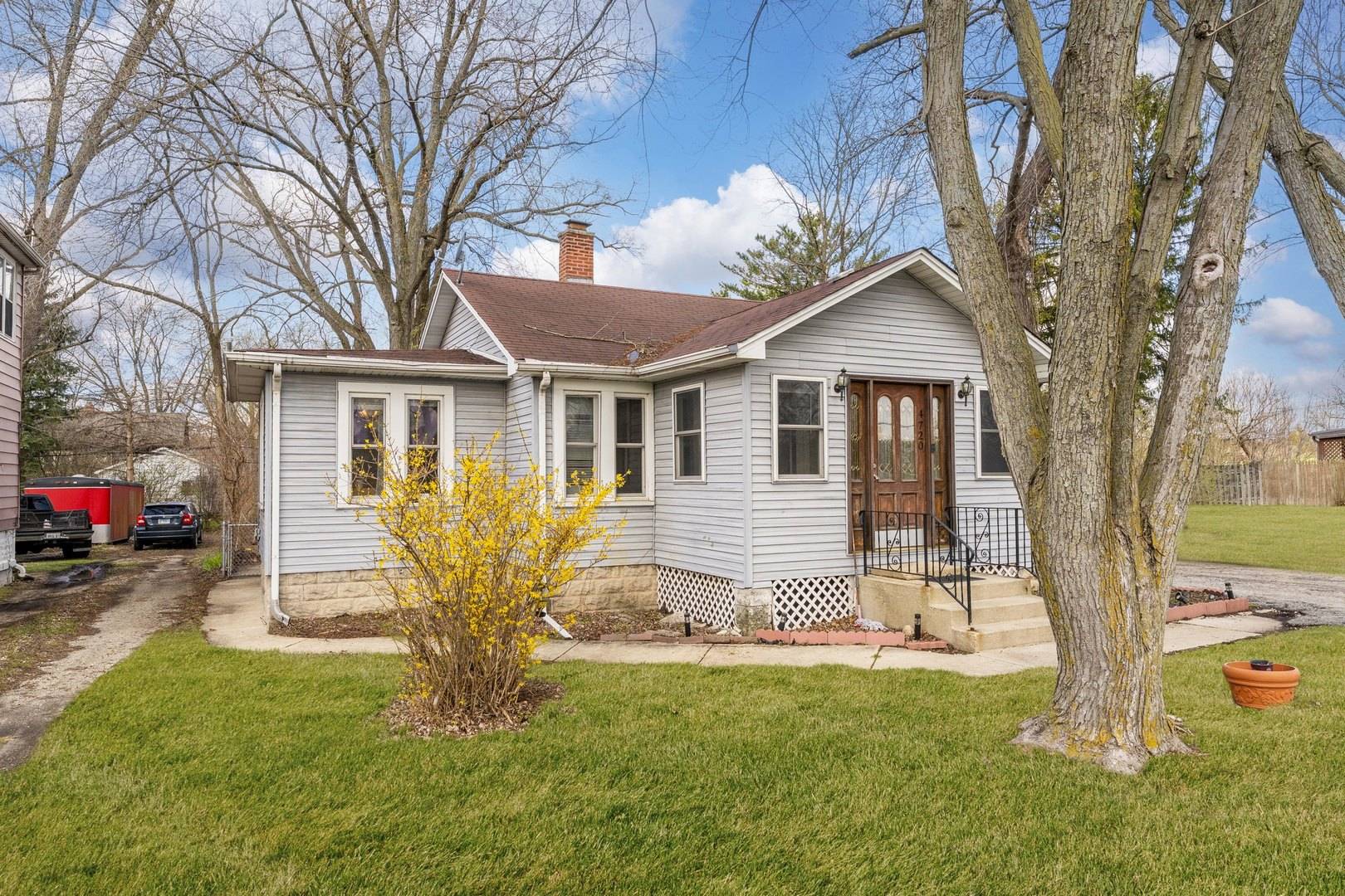 4720 Lincoln AVE, Lisle, IL 60532