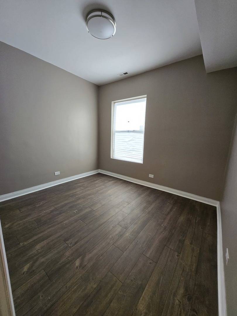 4749 S Prairie AVE #2, Chicago, IL 60615