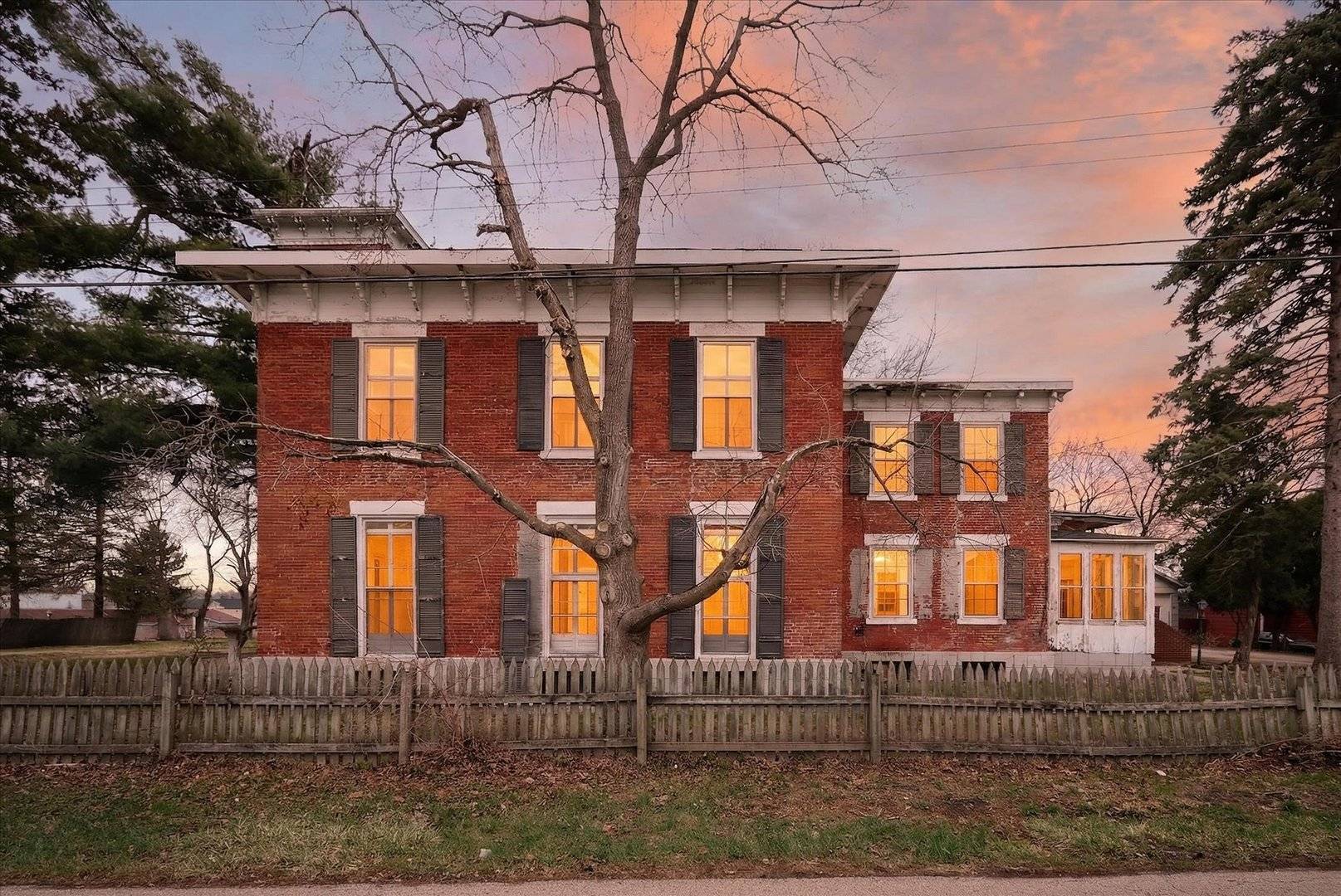 628 Buchanan ST, Belvidere, IL 61008