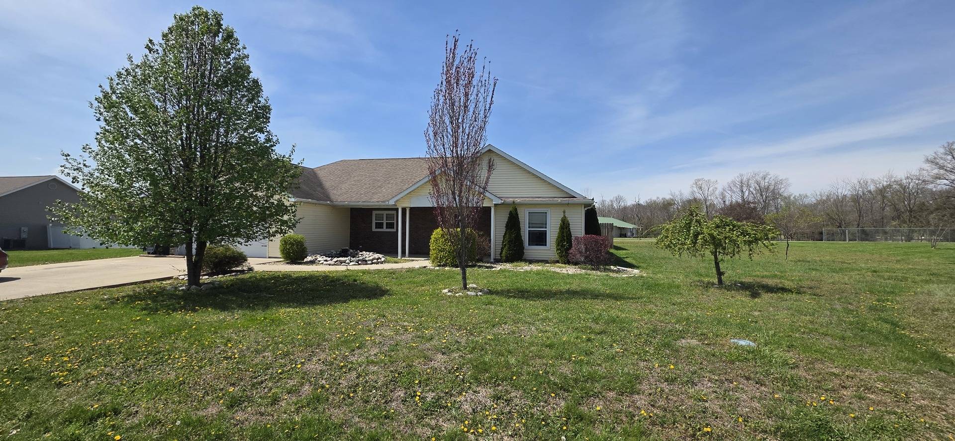 11213 Maggie DR, Marion, IL 62959