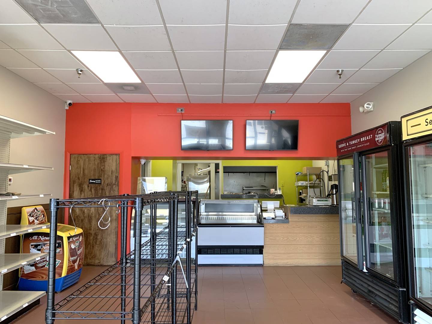 69 S Rand RD, Lake Zurich, IL 60047
