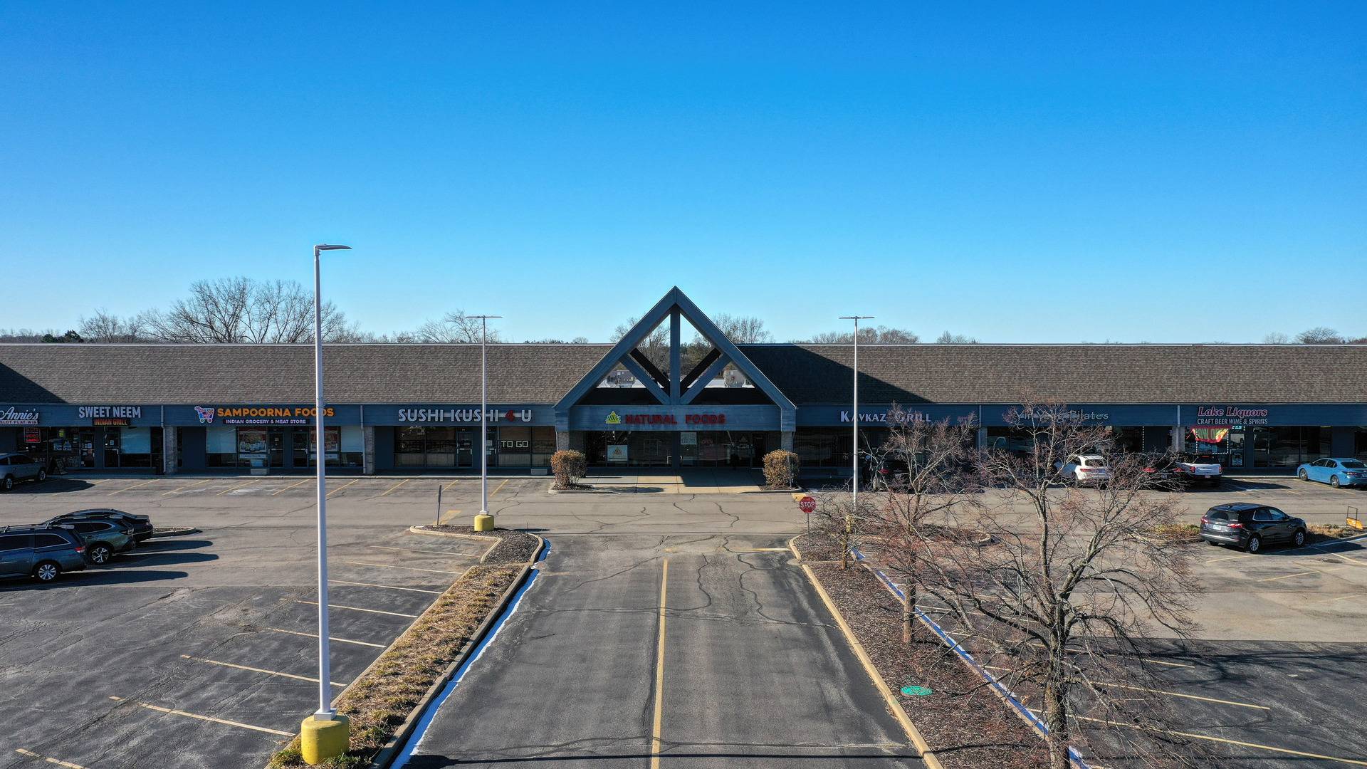 69 S Rand RD, Lake Zurich, IL 60047