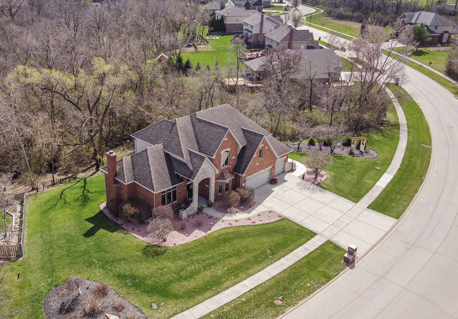 21163 S Wooded Cove DR, Elwood, IL 60421