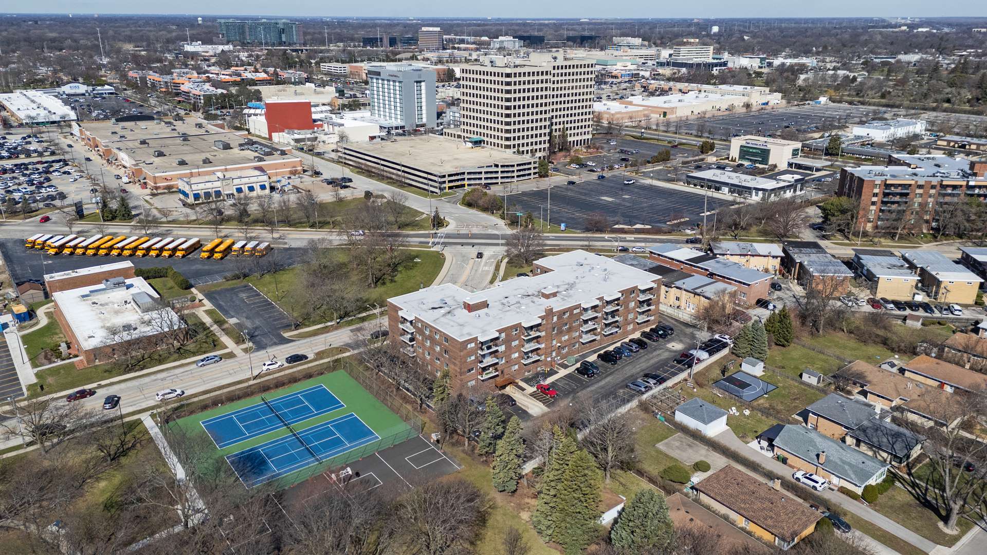 9445 Kenton AVE #207, Skokie, IL 60076