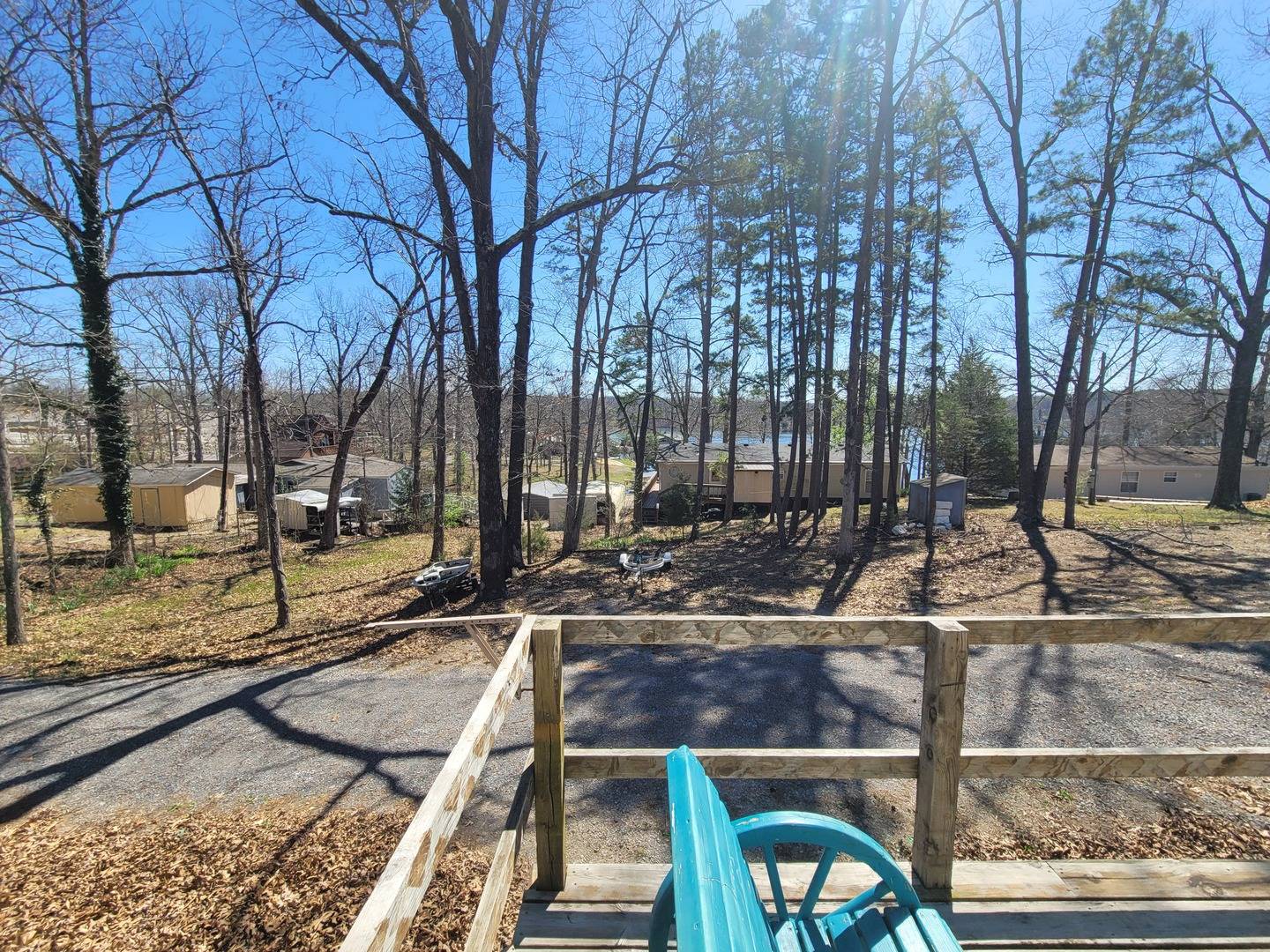 45 White Sands RD, Creal Springs, IL 62922