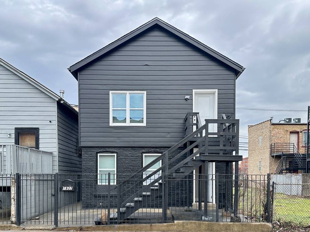1937 W GRAND AVE #2, Chicago, IL 60622