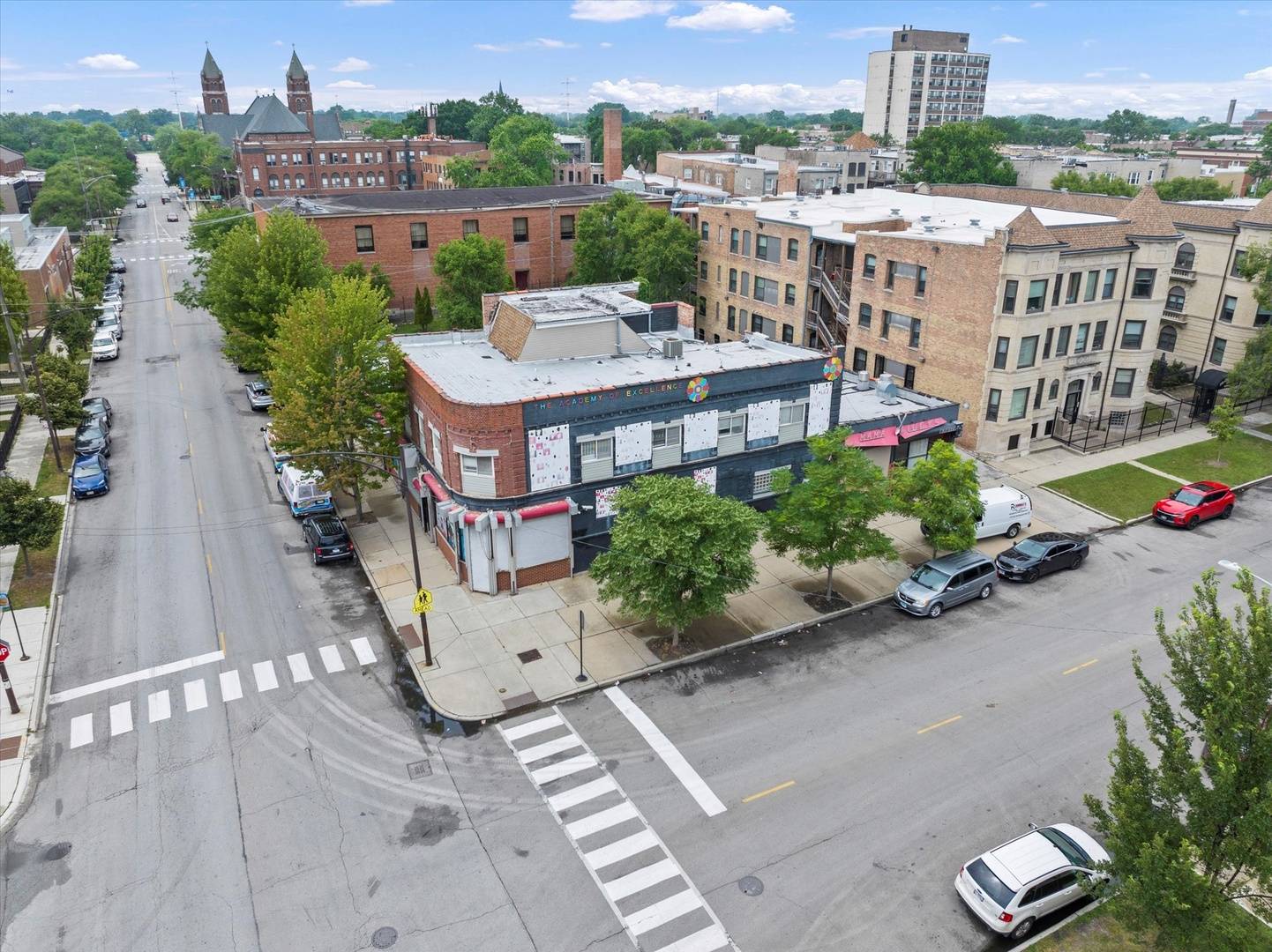 222 E 61st ST, Chicago, IL 60637