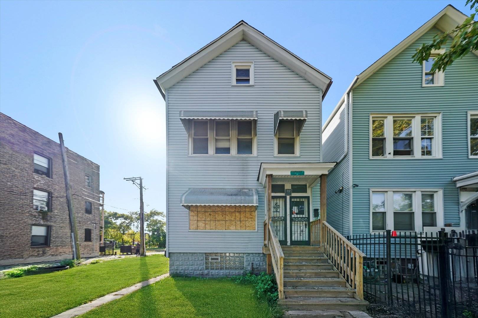 5042 S Laflin ST, Chicago, IL 60609