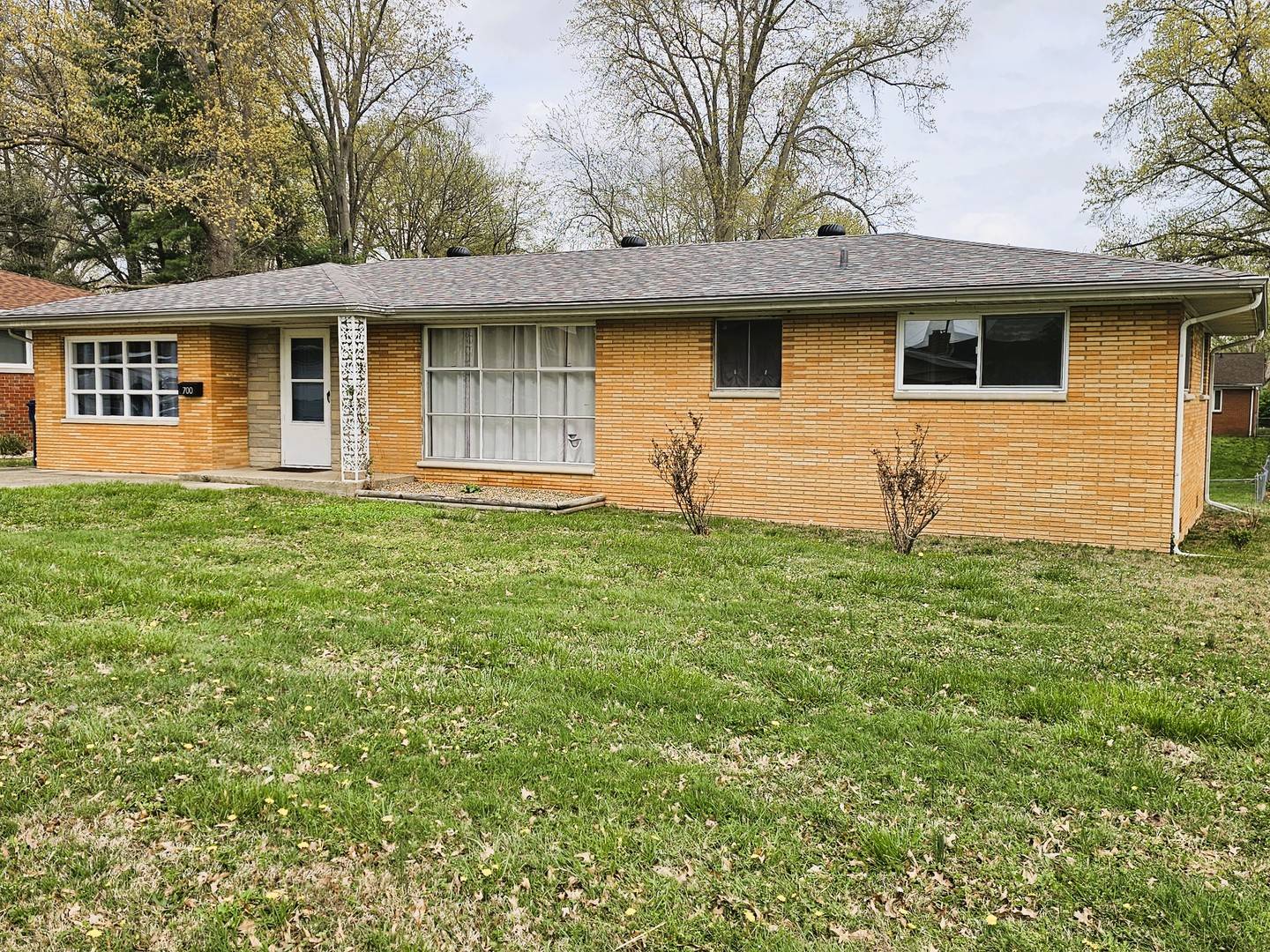 700 Magnolia AVE, Mt Vernon, IL 62864