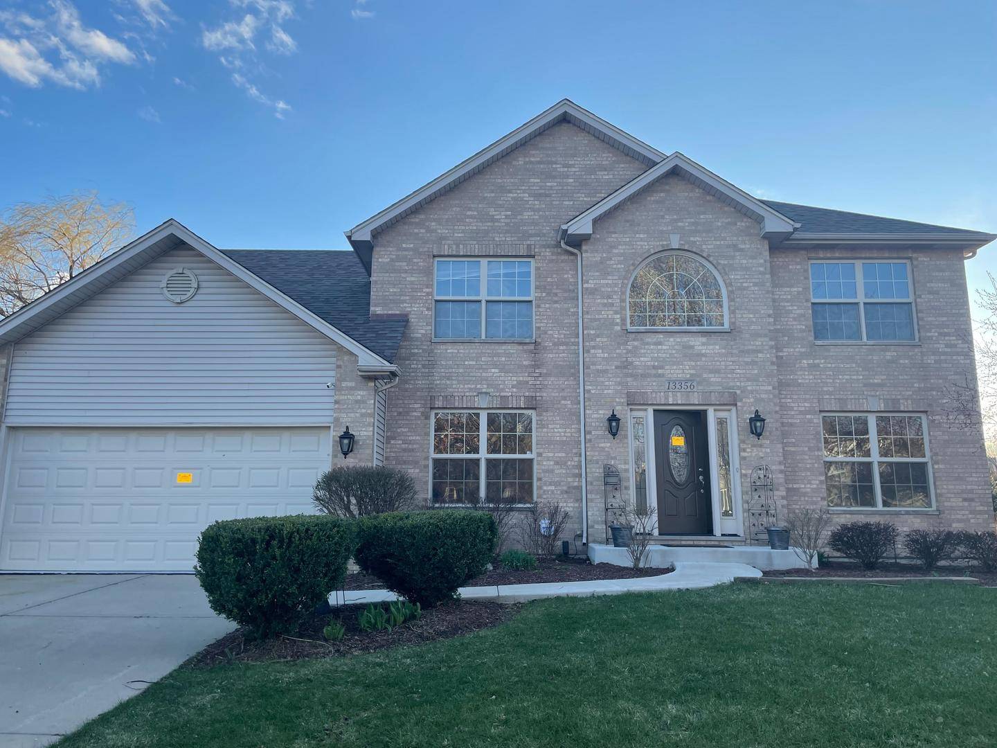 13356 Vicarage DR, Plainfield, IL 60585