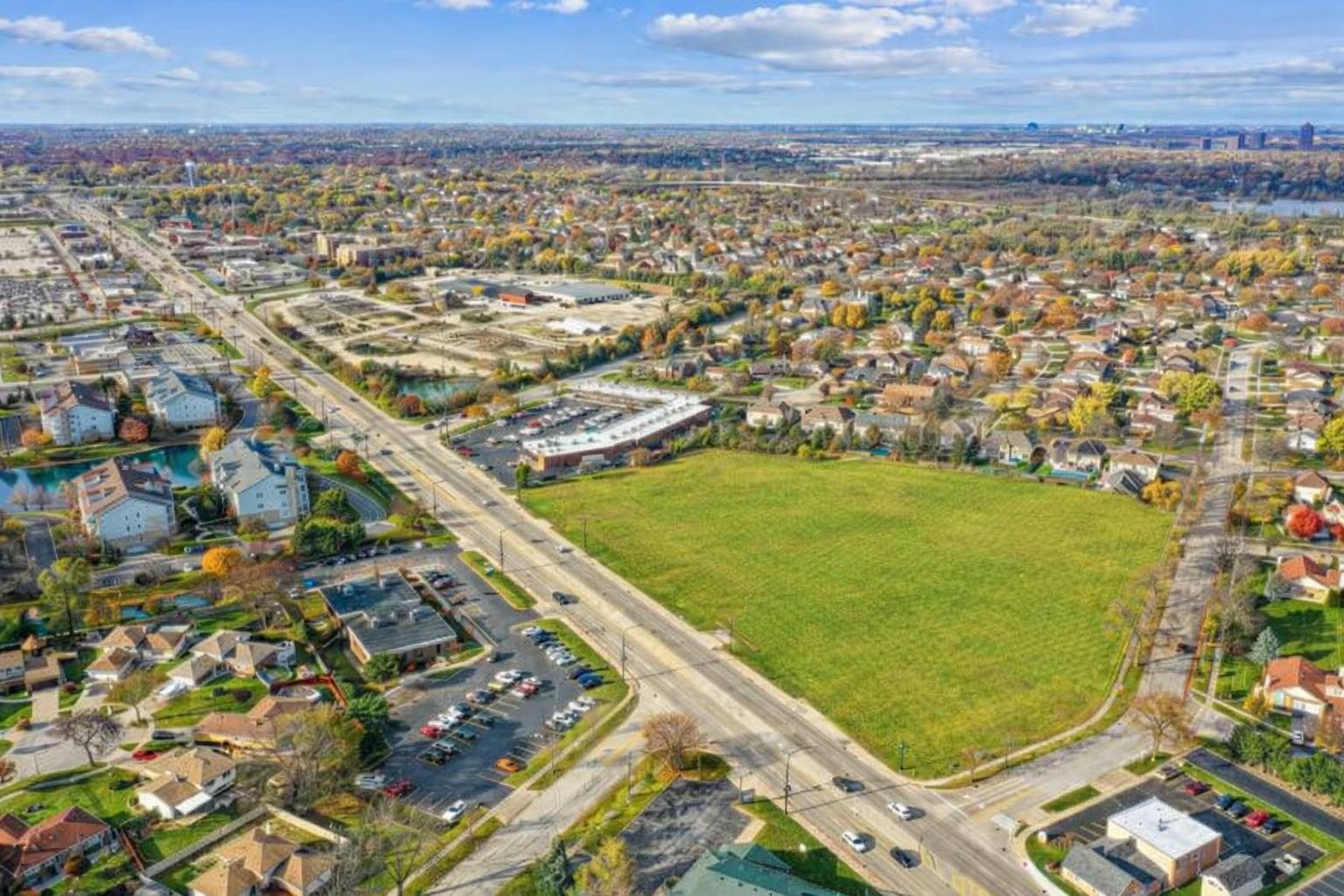 1100 W Lake ST, Addison, IL 60101