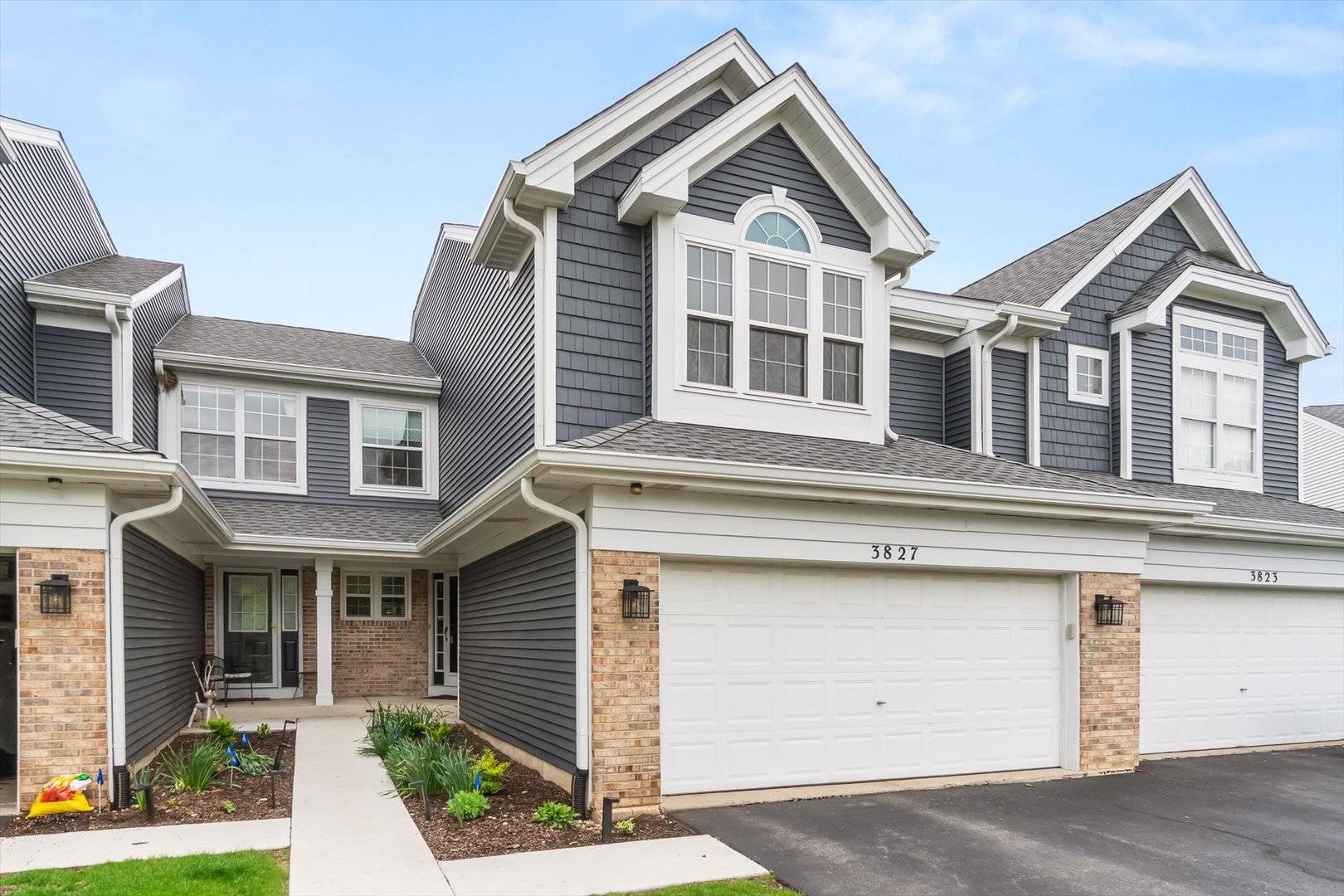 3827 Petra CT, Naperville, IL 60564