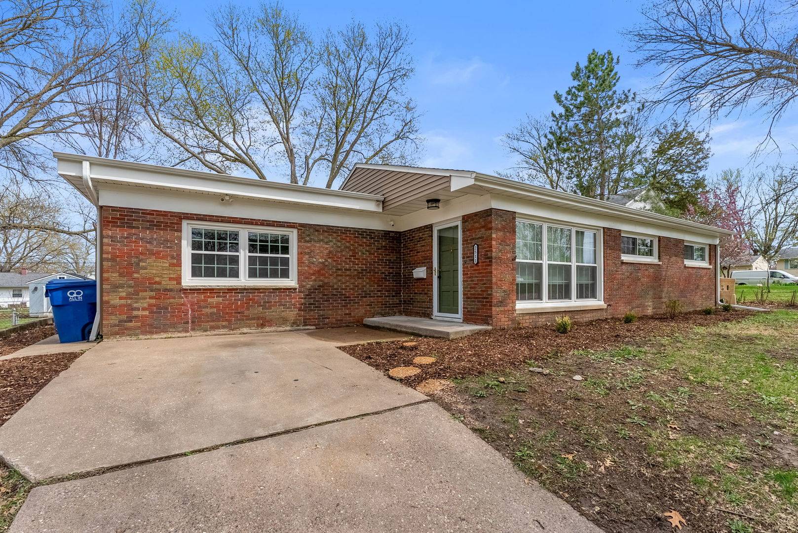2511 Belle AVE, Davenport, IA 52803