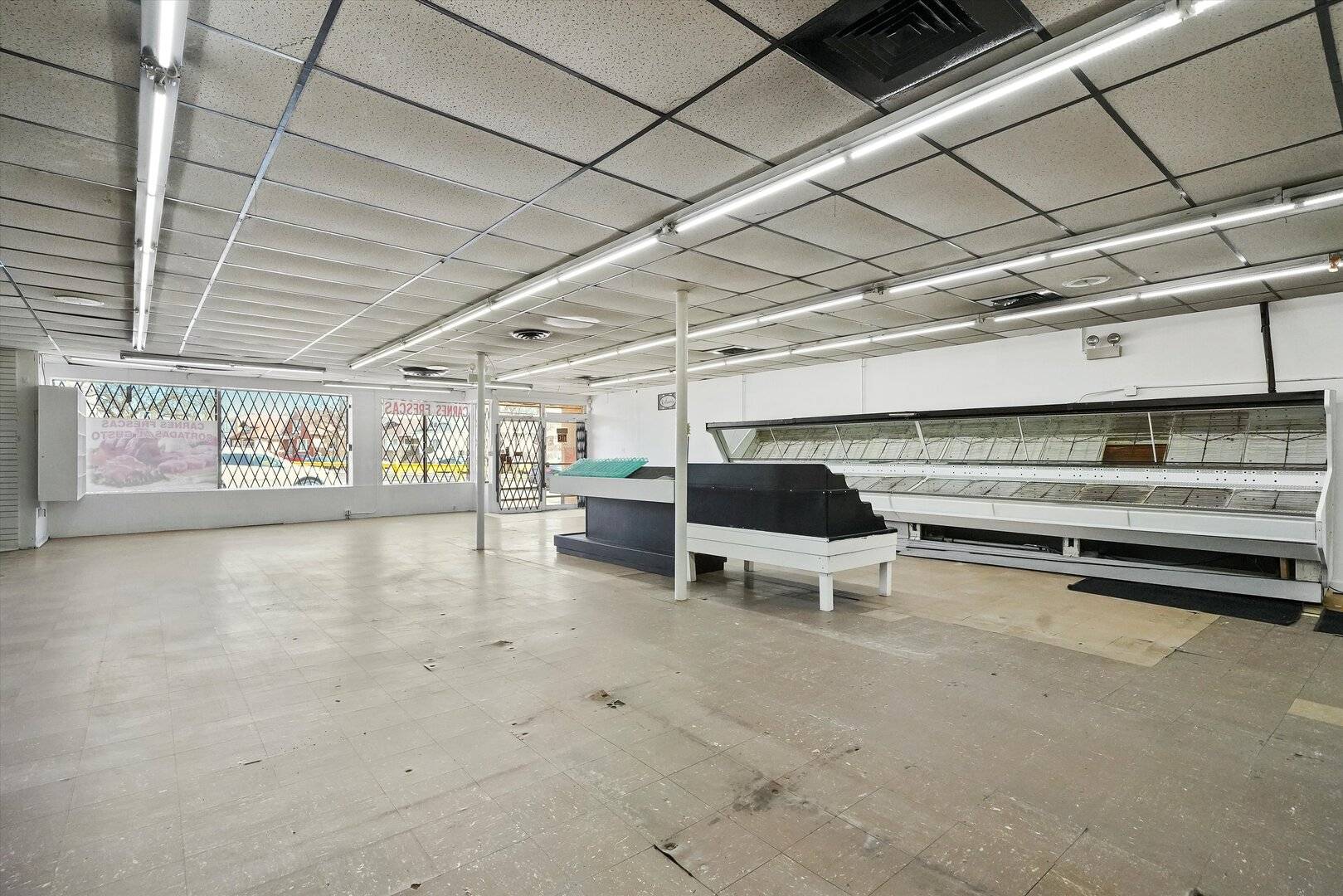 6309 W Grand AVE, Chicago, IL 60639