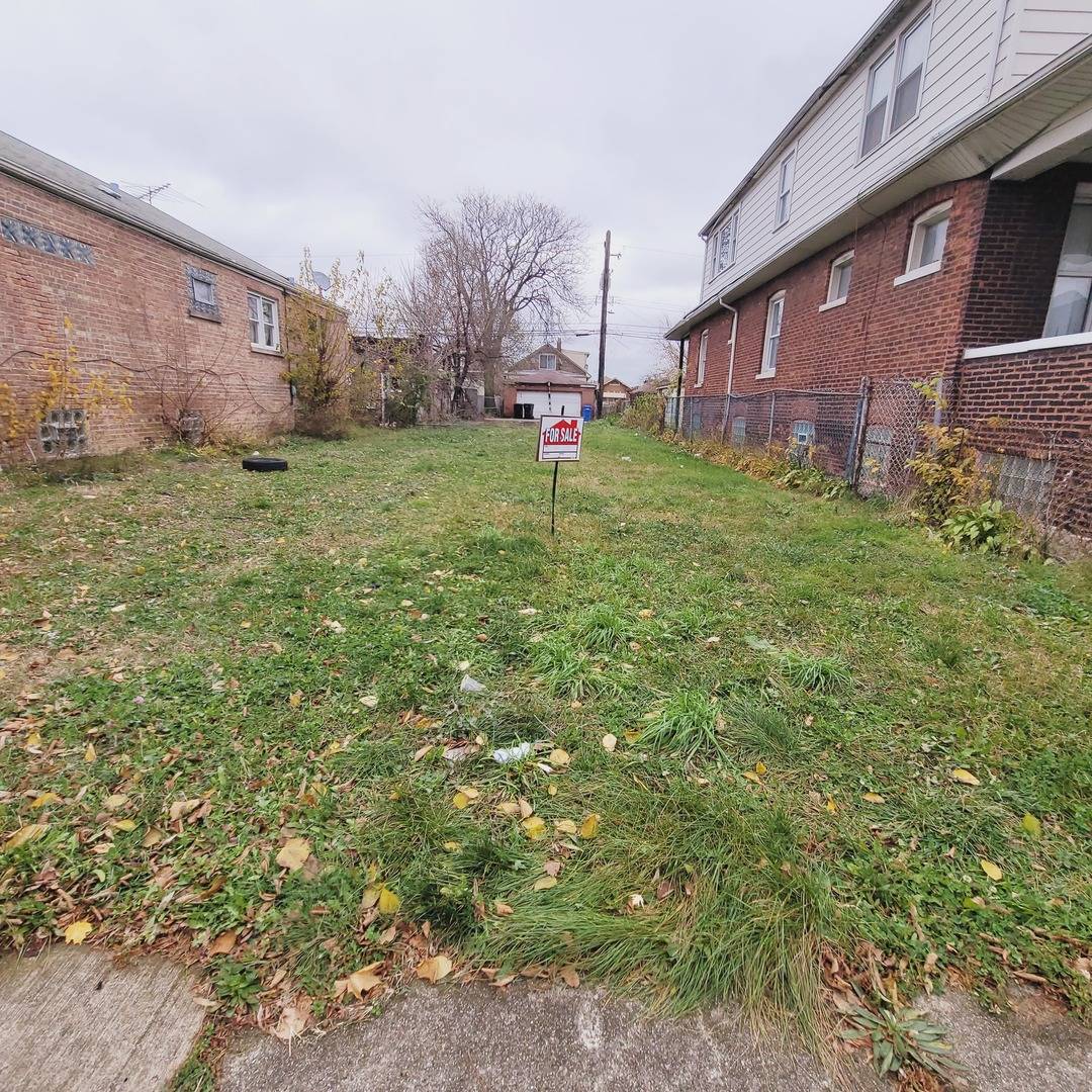 8029 S Loomis BLVD, Chicago, IL 60620