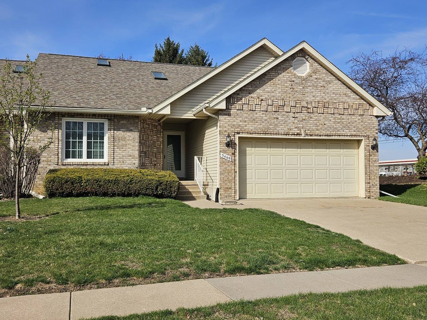 3468 Maple Glen DR #0, Bettendorf, IA 52722