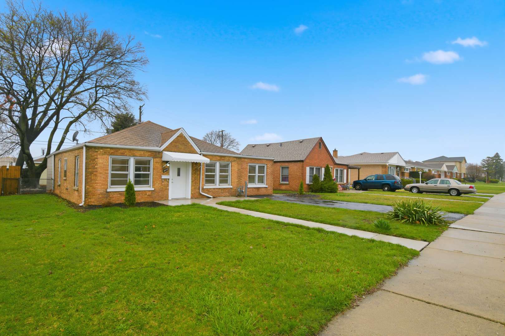 4438 Wesley TER, Schiller Park, IL 60176