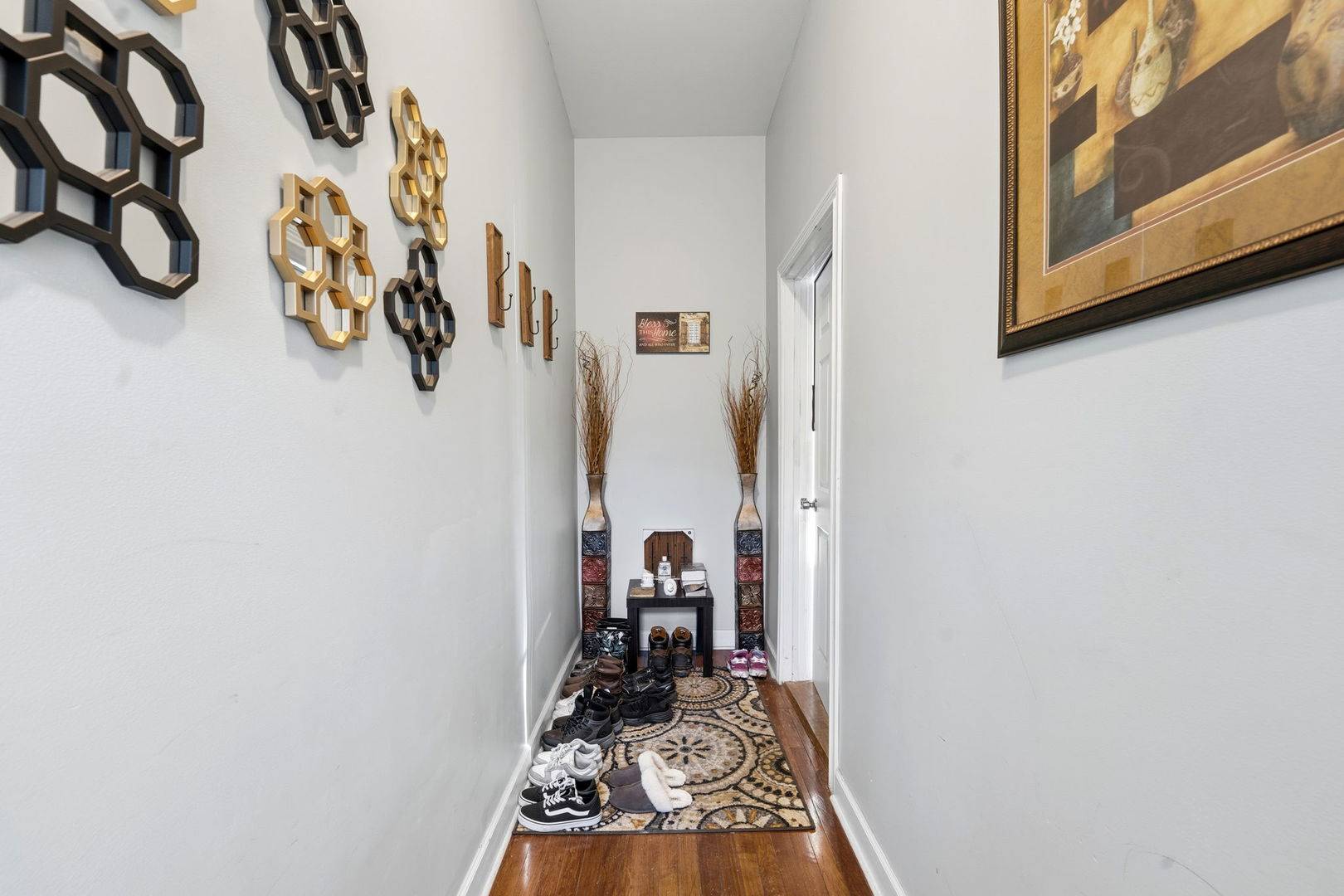 1637 S Saint Louis AVE #1, Chicago, IL 60623