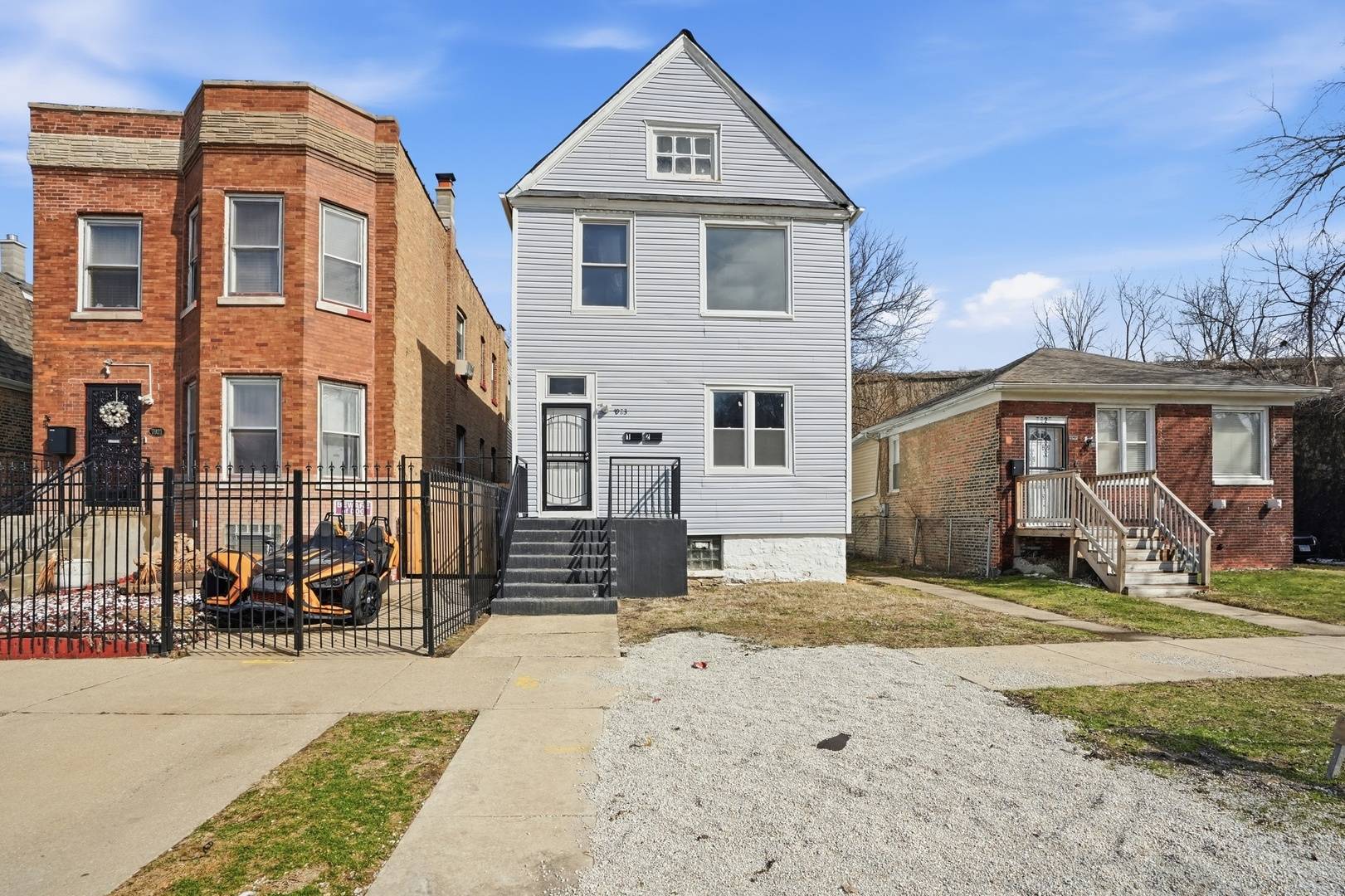 7923 S Lowe AVE, Chicago, IL 60620