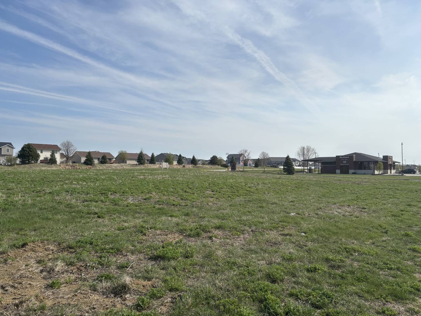 4383 53rd AVE, Bettendorf, IA 52722
