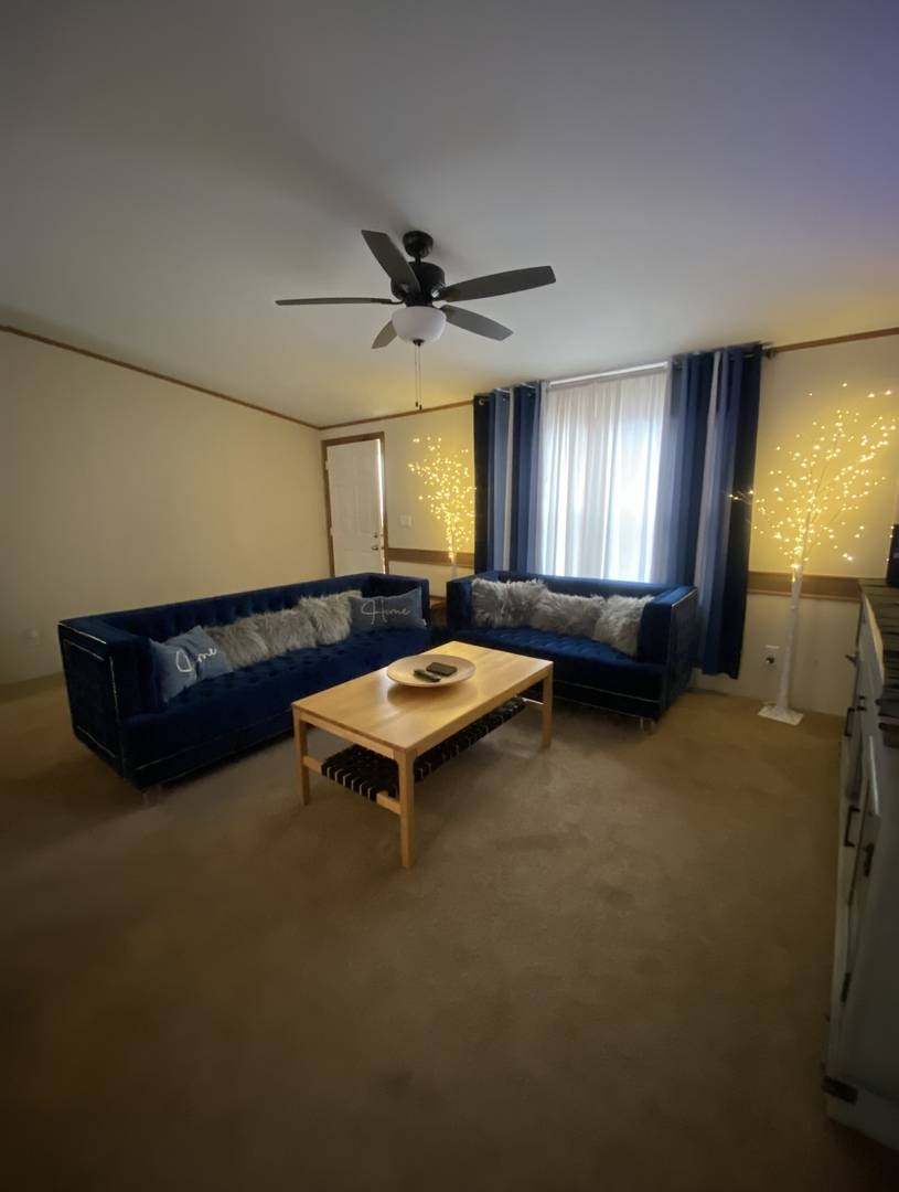 50 CANDLELIGHT DR #50, Sauk Village, IL 60411