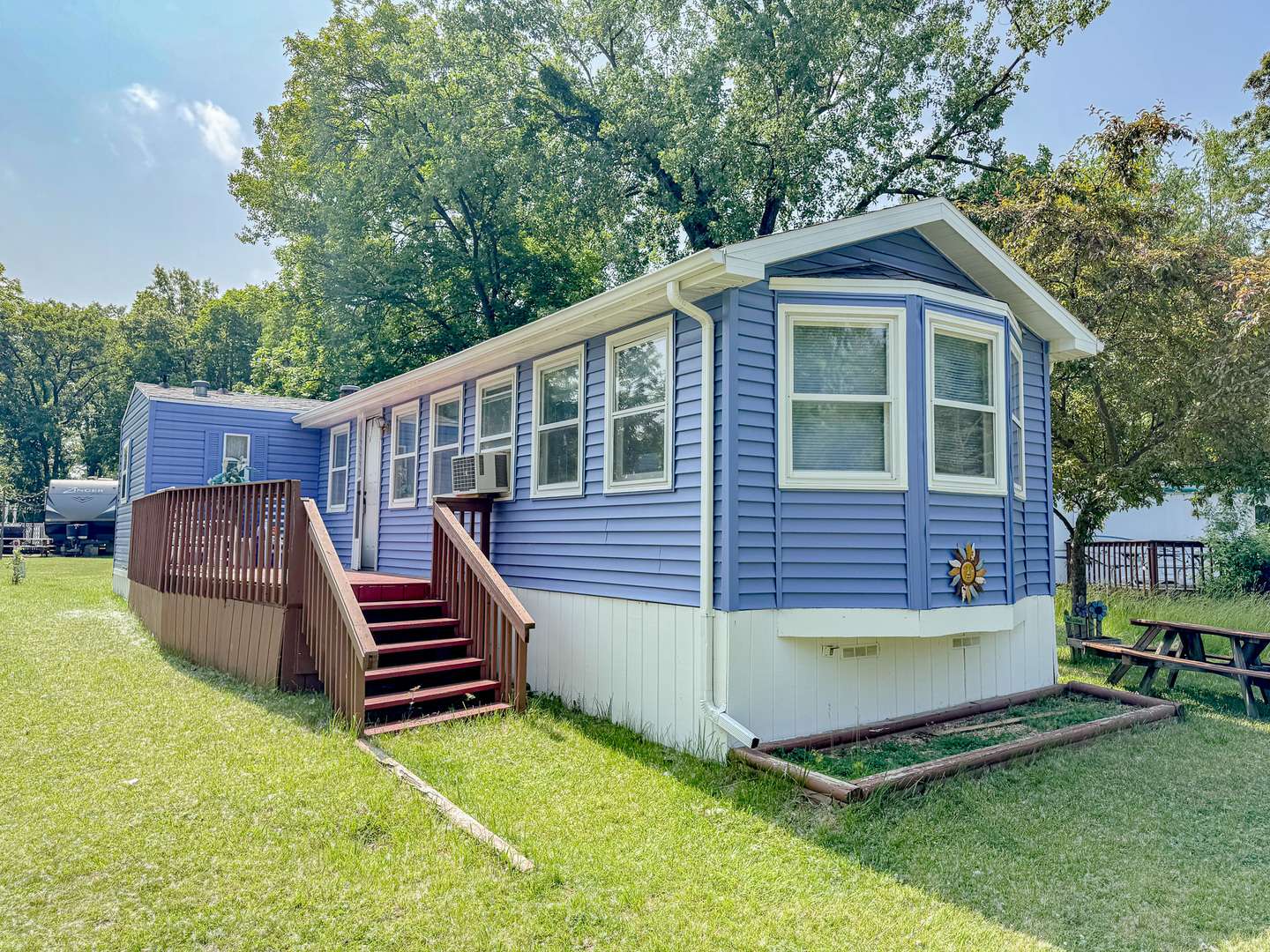 11/221 Woodhaven, Sublette, IL 61367