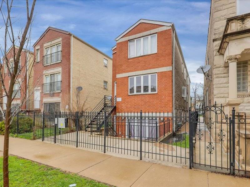 3518 W Lexington ST, Chicago, IL 60624