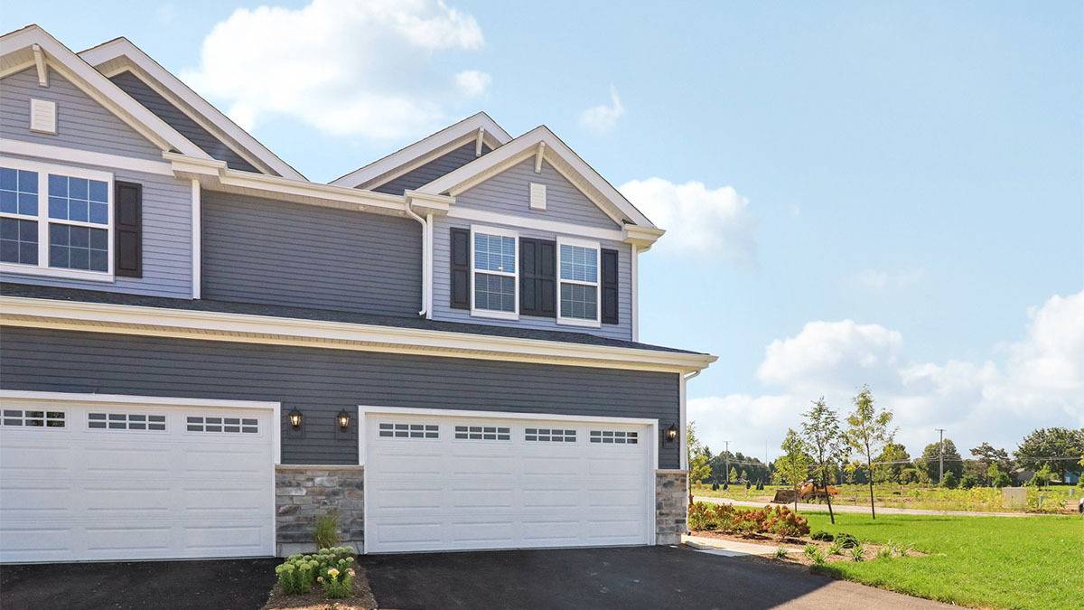 1752 stable LN, Aurora, IL 60503