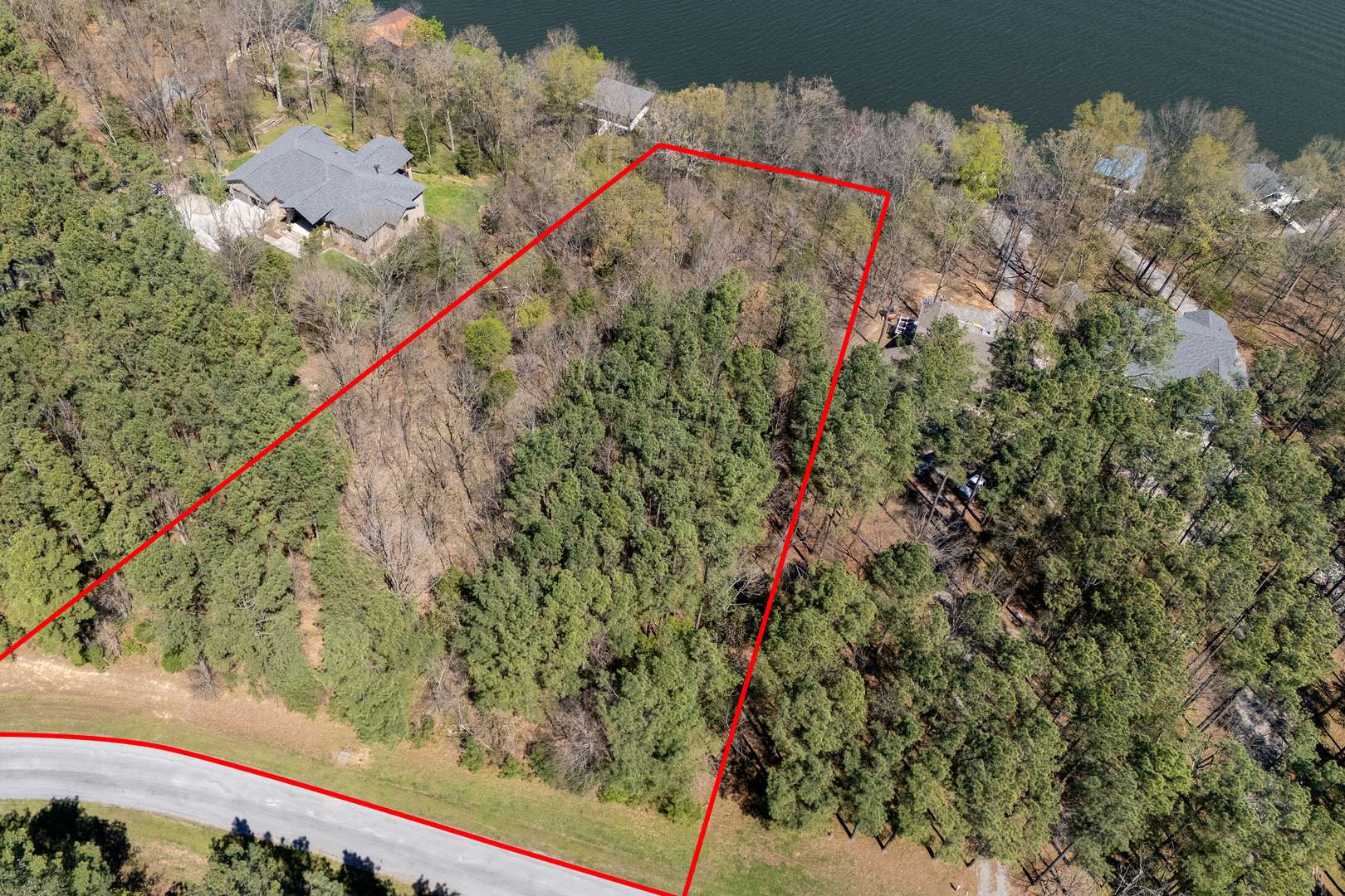 25 Stony PT, Goreville, IL 62939