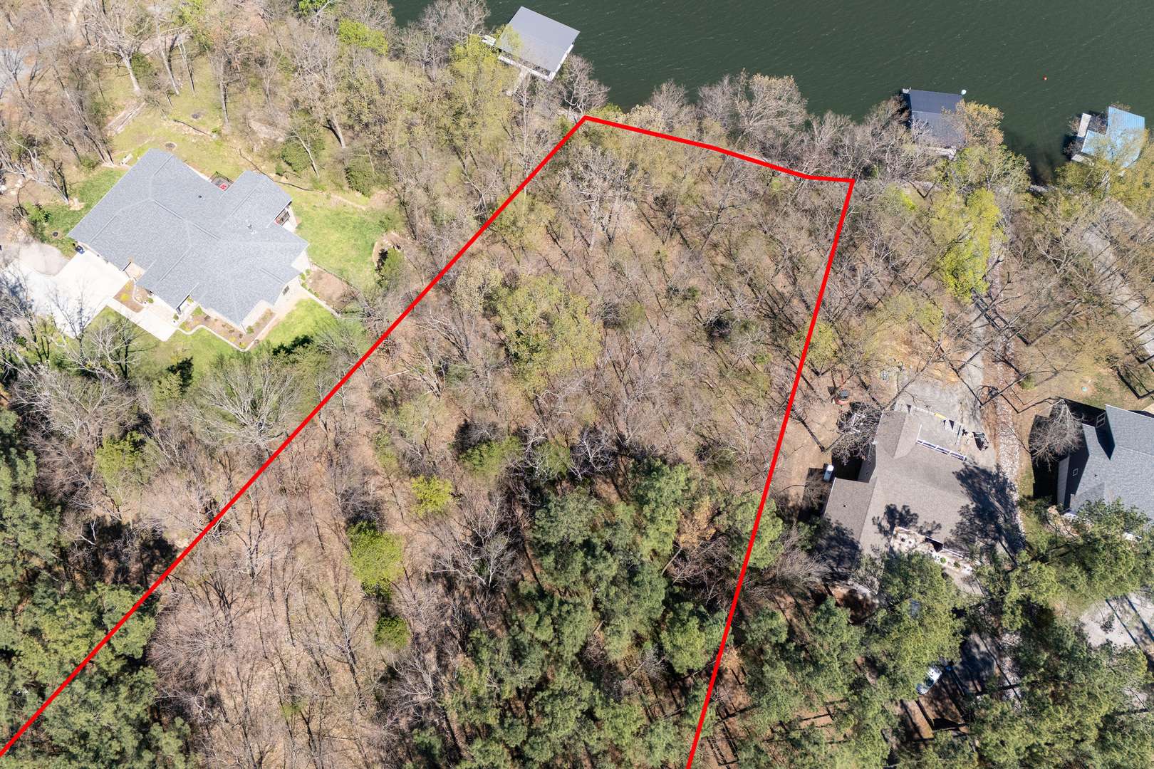25 Stony PT, Goreville, IL 62939
