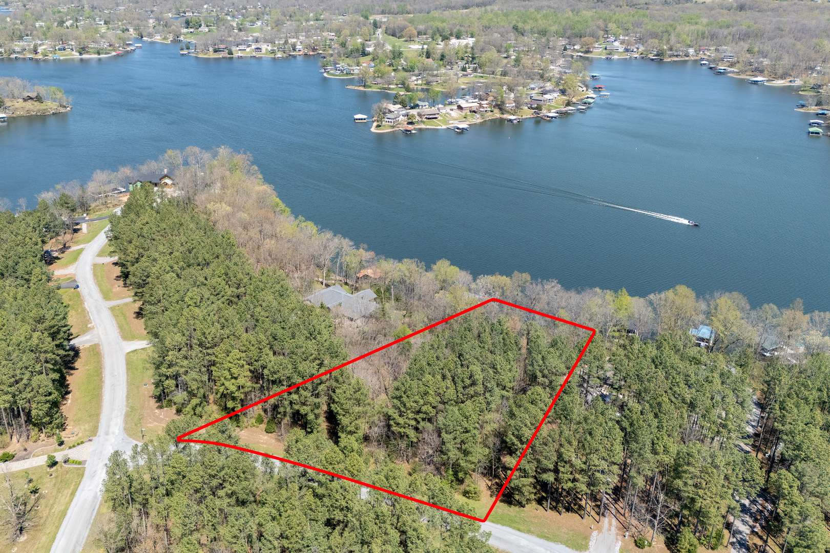 25 Stony PT, Goreville, IL 62939