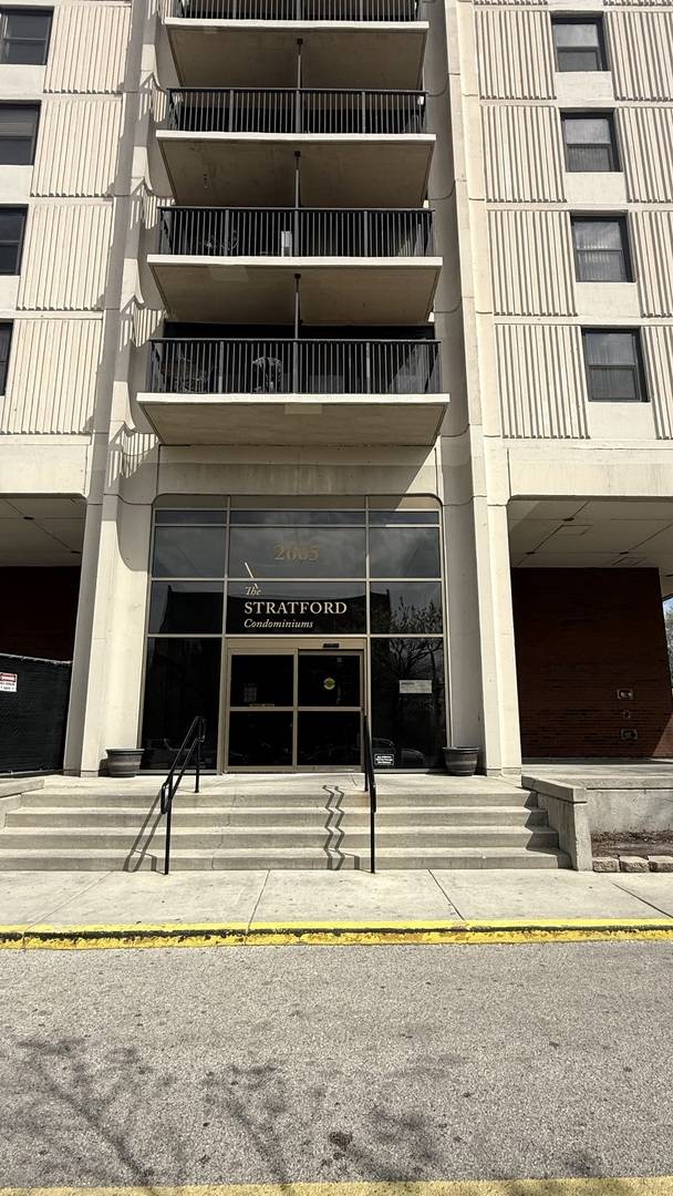 2605 S Indiana AVE #1008, Chicago, IL 60616