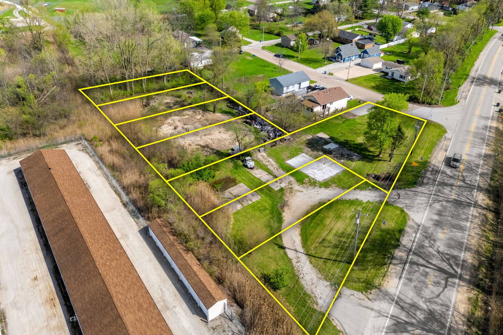 201 N 2nd AVE, Carbon Cliff, IL 61239