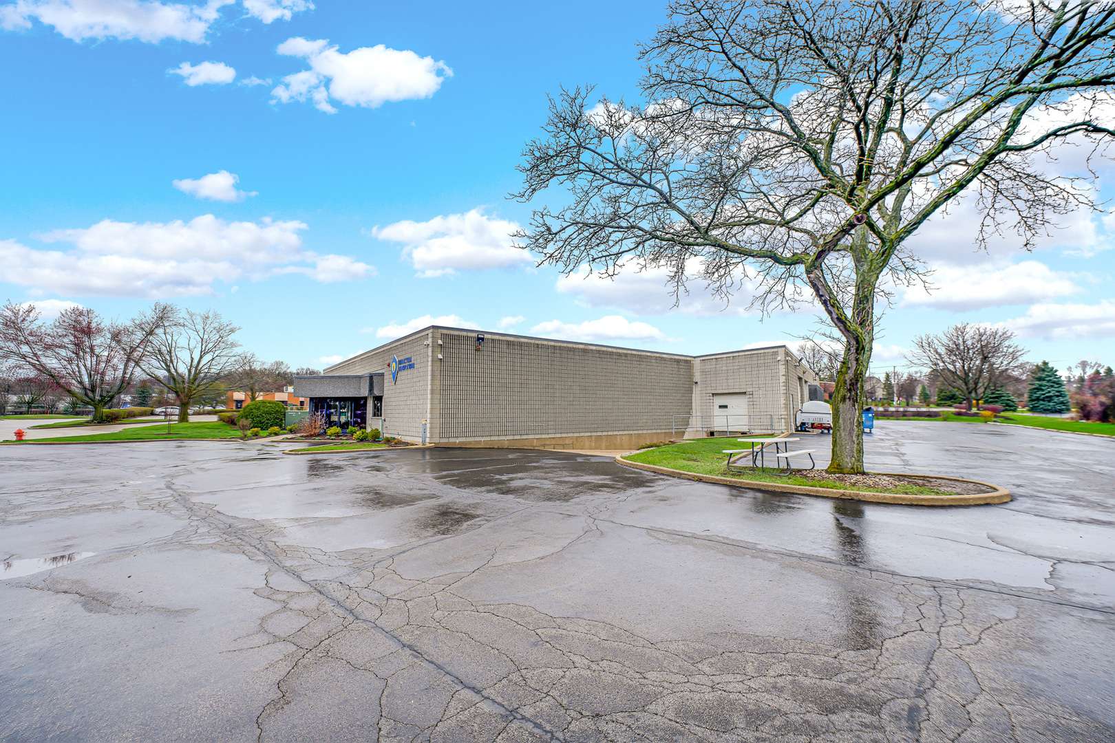 1175 Jansen Farm CT, Elgin, IL 60123