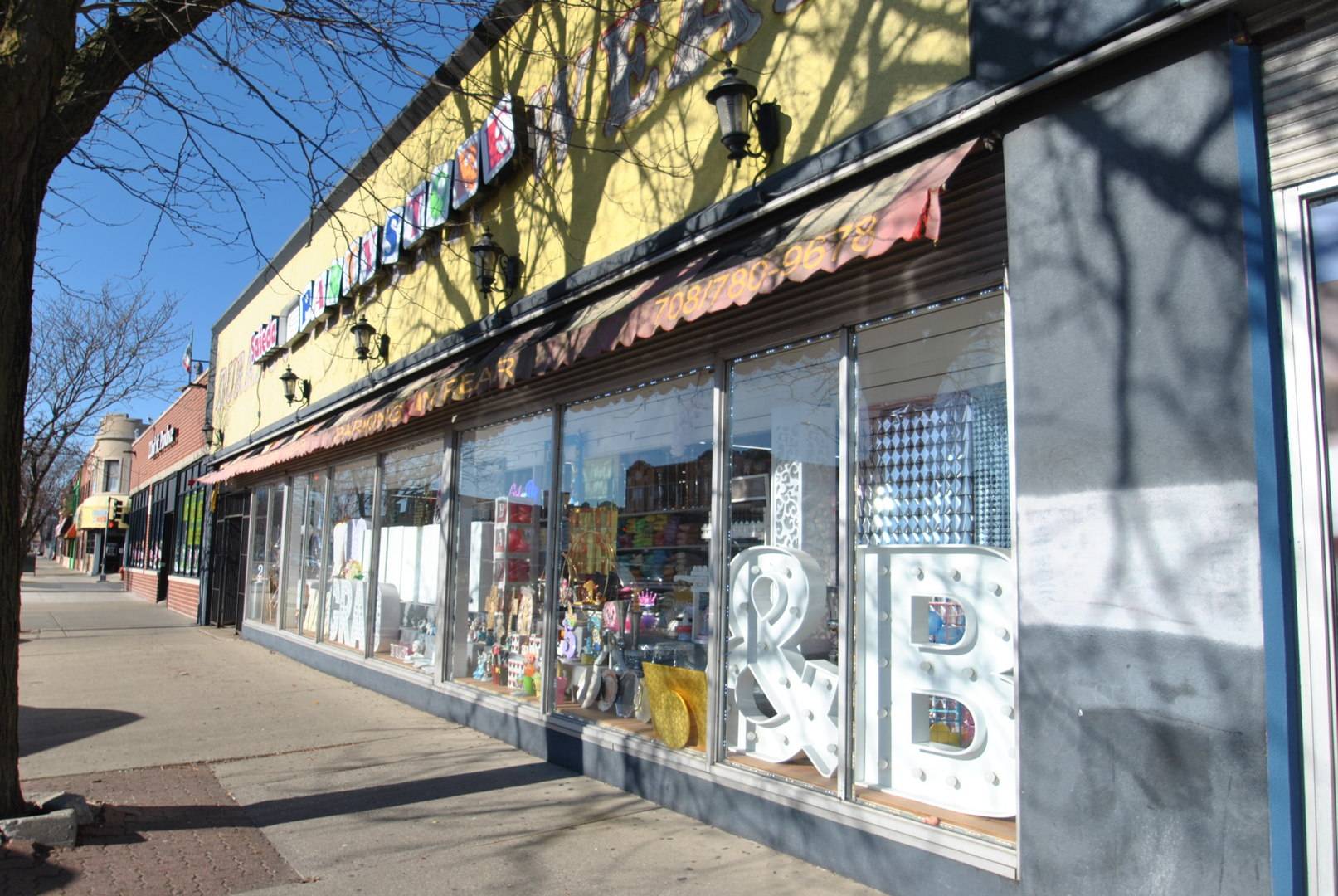 5640 W Cermak RD, Cicero, IL 60804