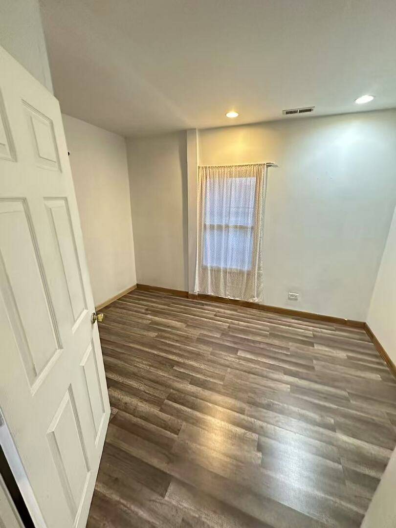 2904 S Wells ST, Chicago, IL 60616