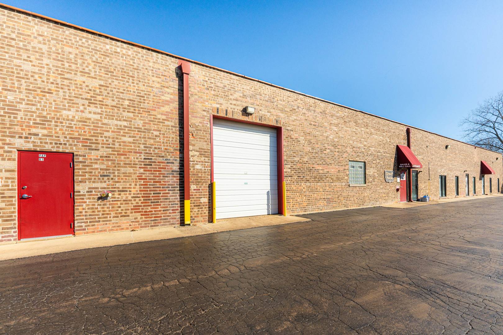 305 N Eric DR, Palatine, IL 60067