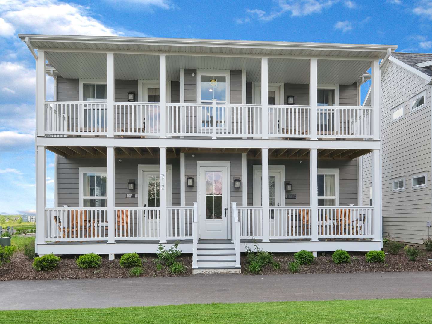 212 Great Loop East DR #1B, Ottawa, IL 61350