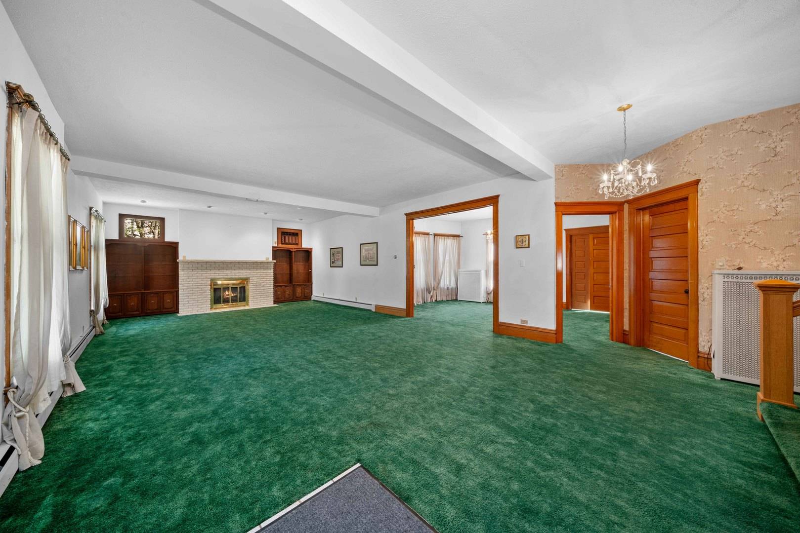 407 Ottawa ST, Earlville, IL 60518