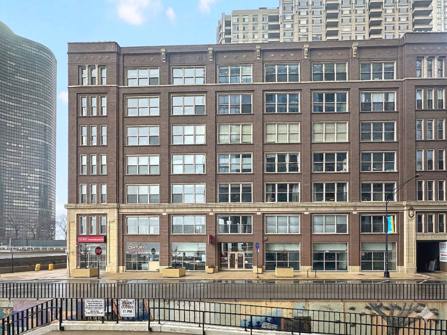 540 N Lake Shore DR #2, Chicago, IL 60611