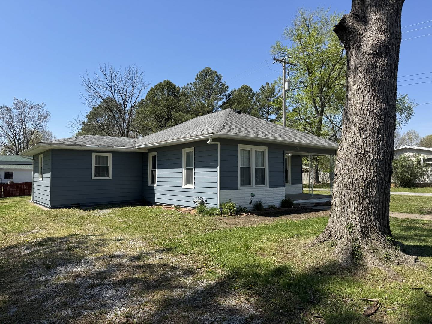 311 N Goldheimer AVE, Benton, IL 62812